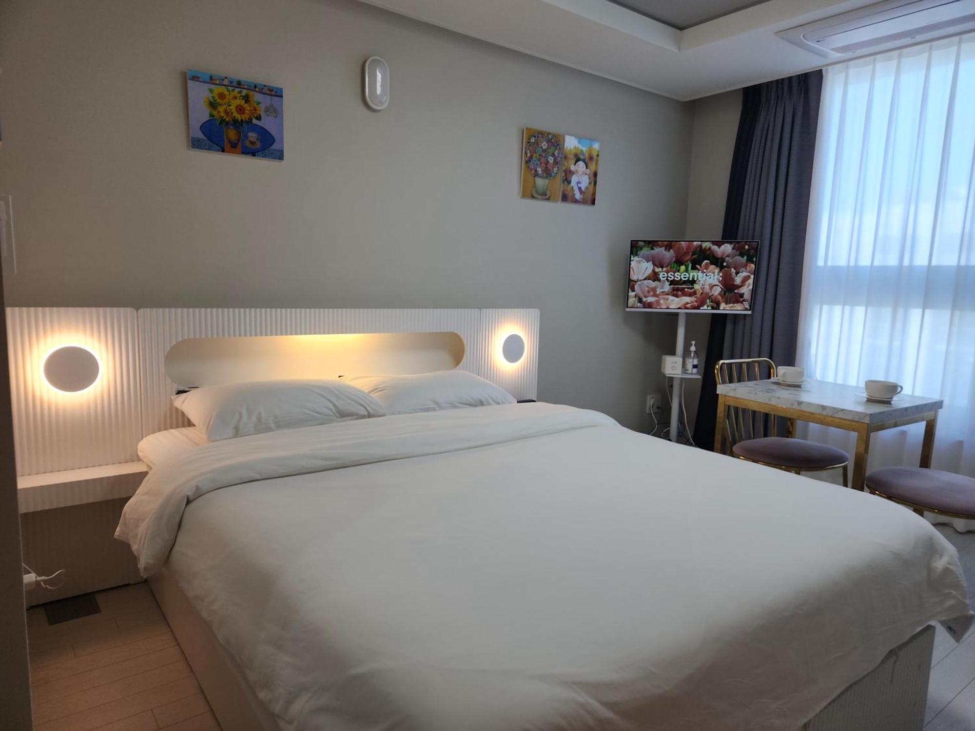 Daegu Star B&B Dsr Hotel Lily Guestroom Quarto foto