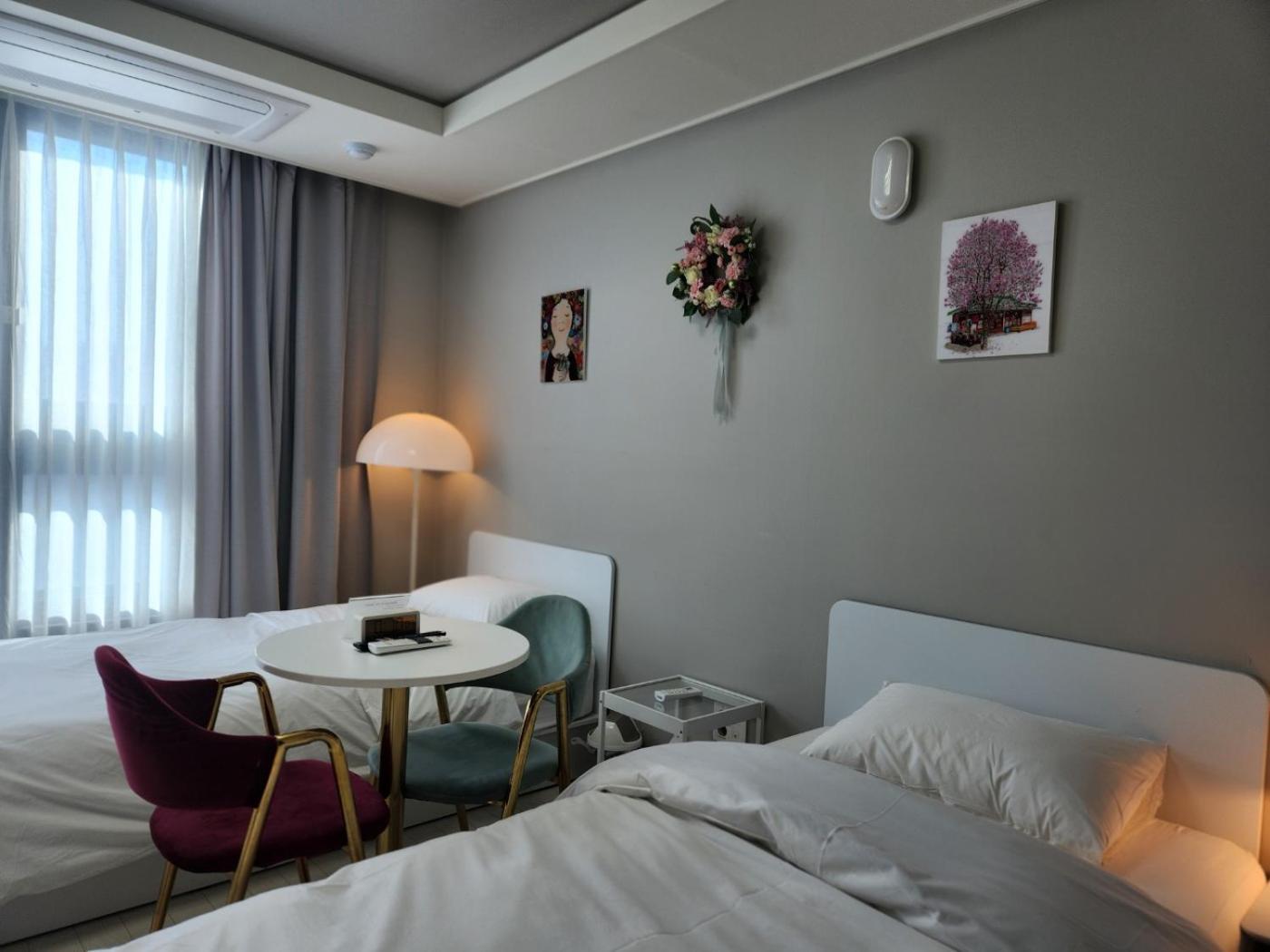 Daegu Star B&B Dsr Hotel Lily Guestroom Exterior foto